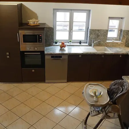 Schuss En Duplex 8 Pers Avec Garage *